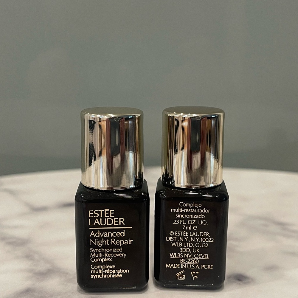 Estée Lauder 
(2) Advanced Night Repair Serum 
Synchronized Multi-Recovery .23oz